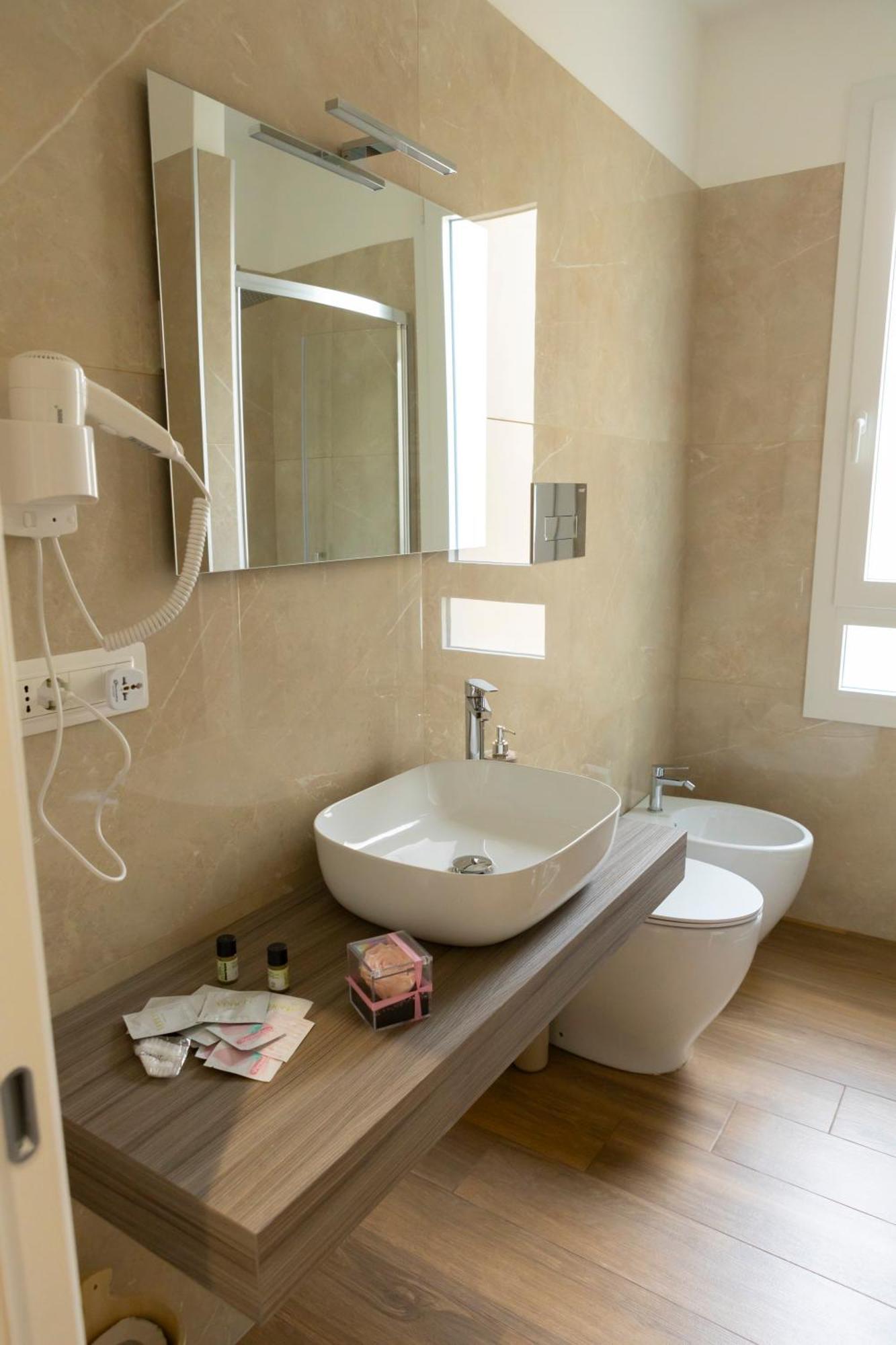 Alleria Rooms Naples Luaran gambar