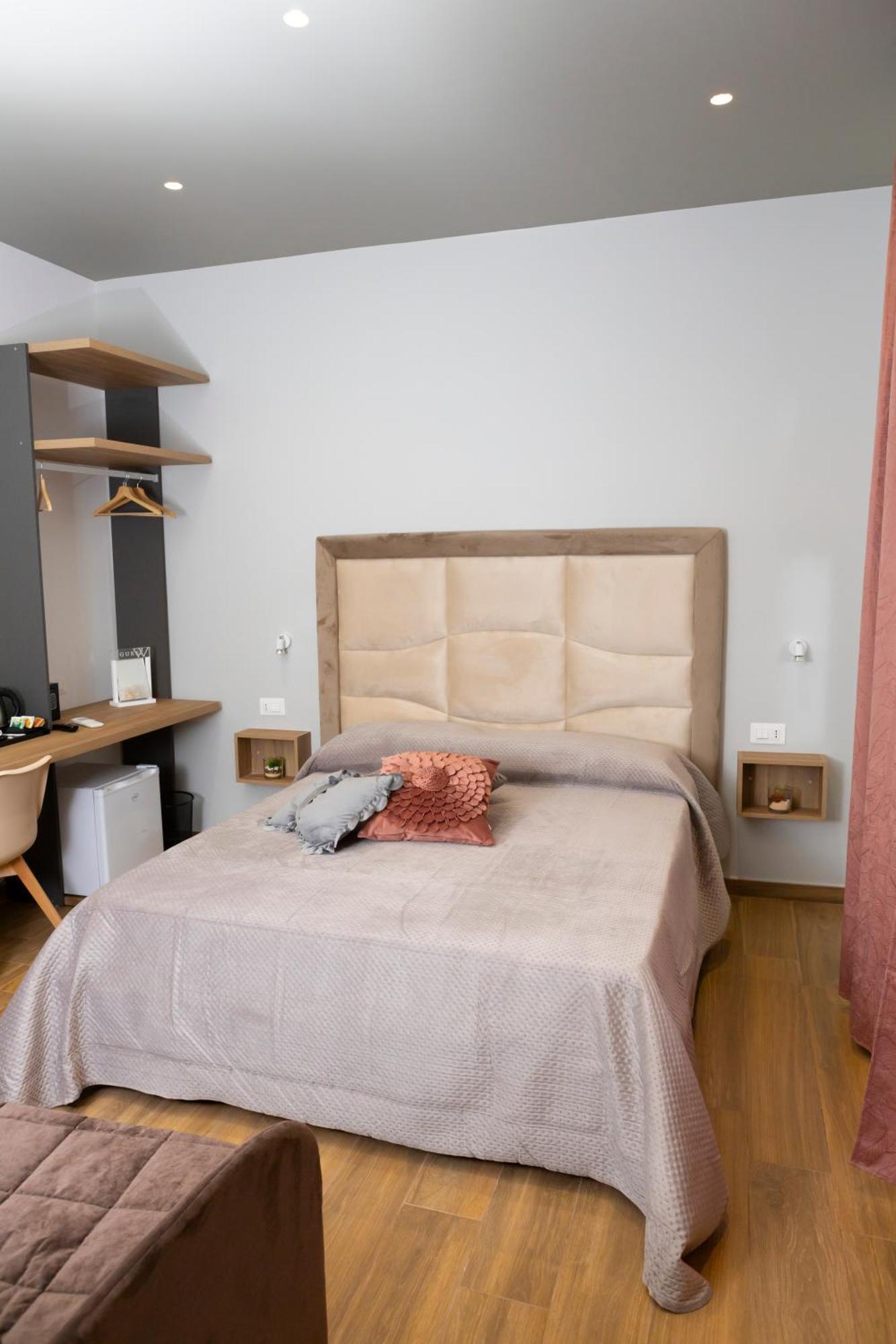 Alleria Rooms Naples Luaran gambar